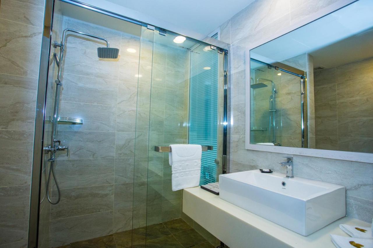 Austin Park Hotel Джохор Бахру Екстериор снимка