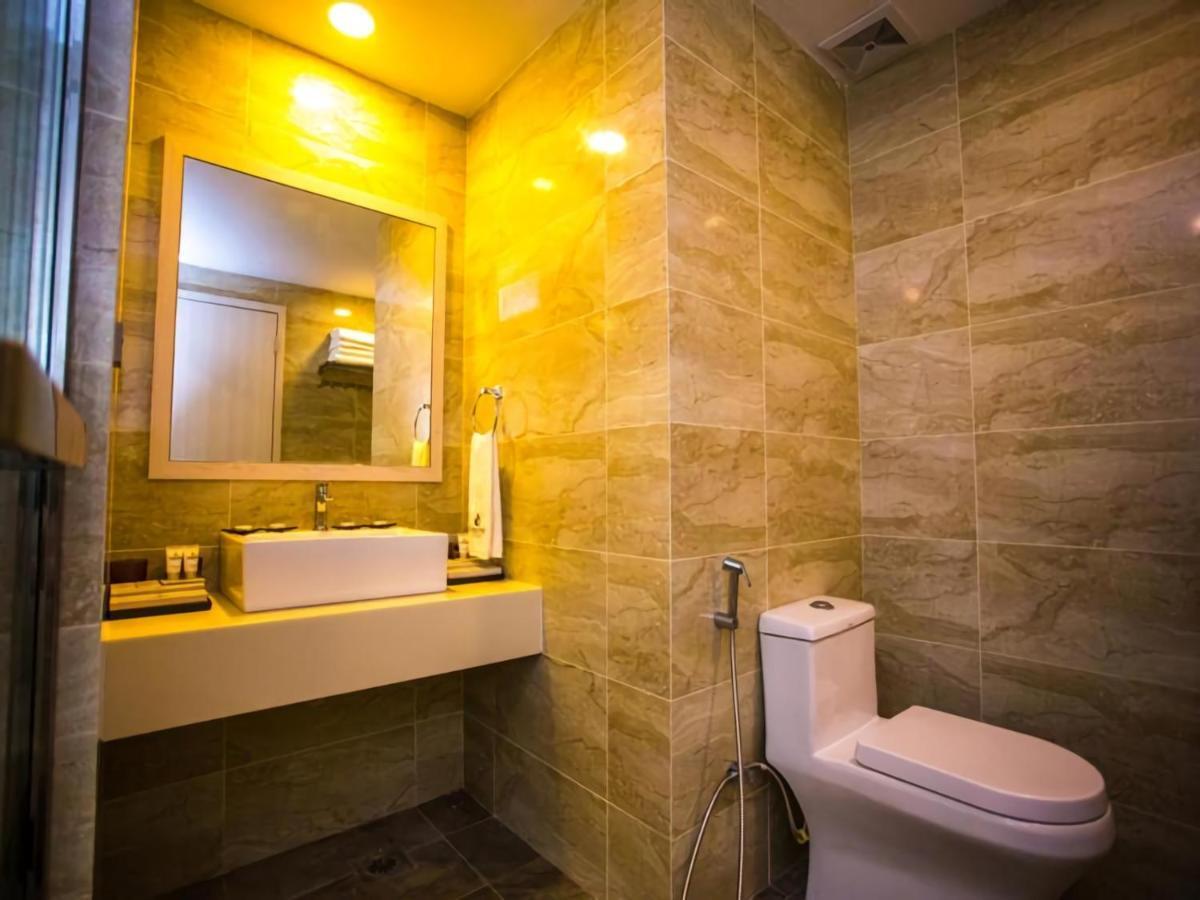 Austin Park Hotel Джохор Бахру Екстериор снимка